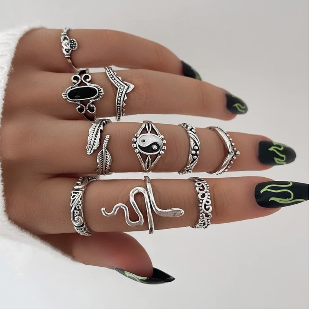 10 PIECE knuckle and ring set